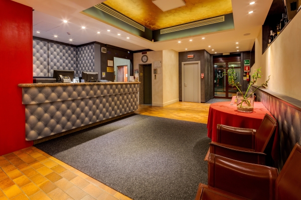Hotel Jet